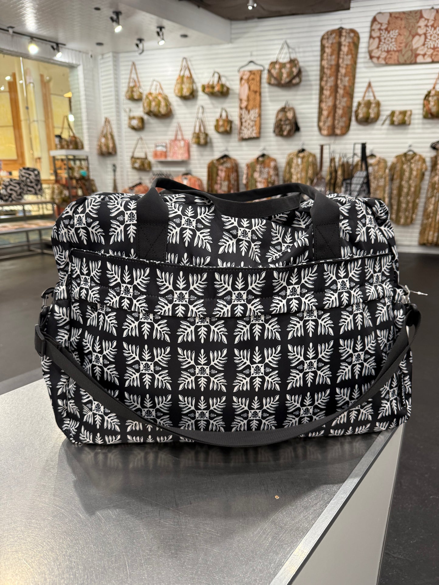 XL WEEKENDER