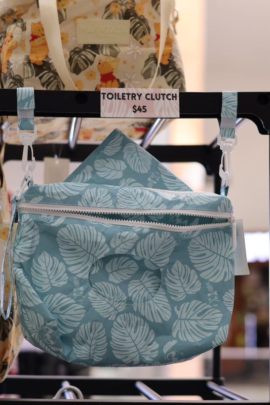 626 Marnztera Toiletry Clutch