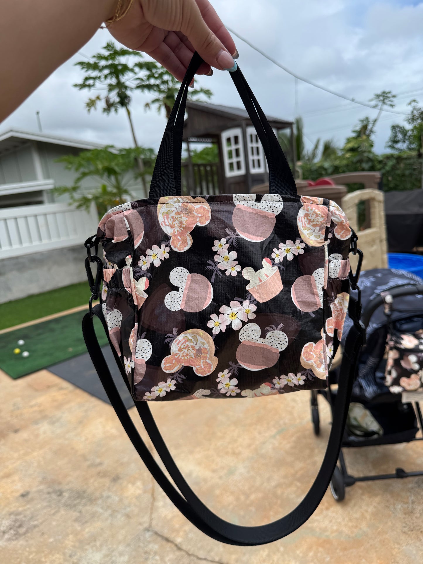 Mouse-subi Crossbody