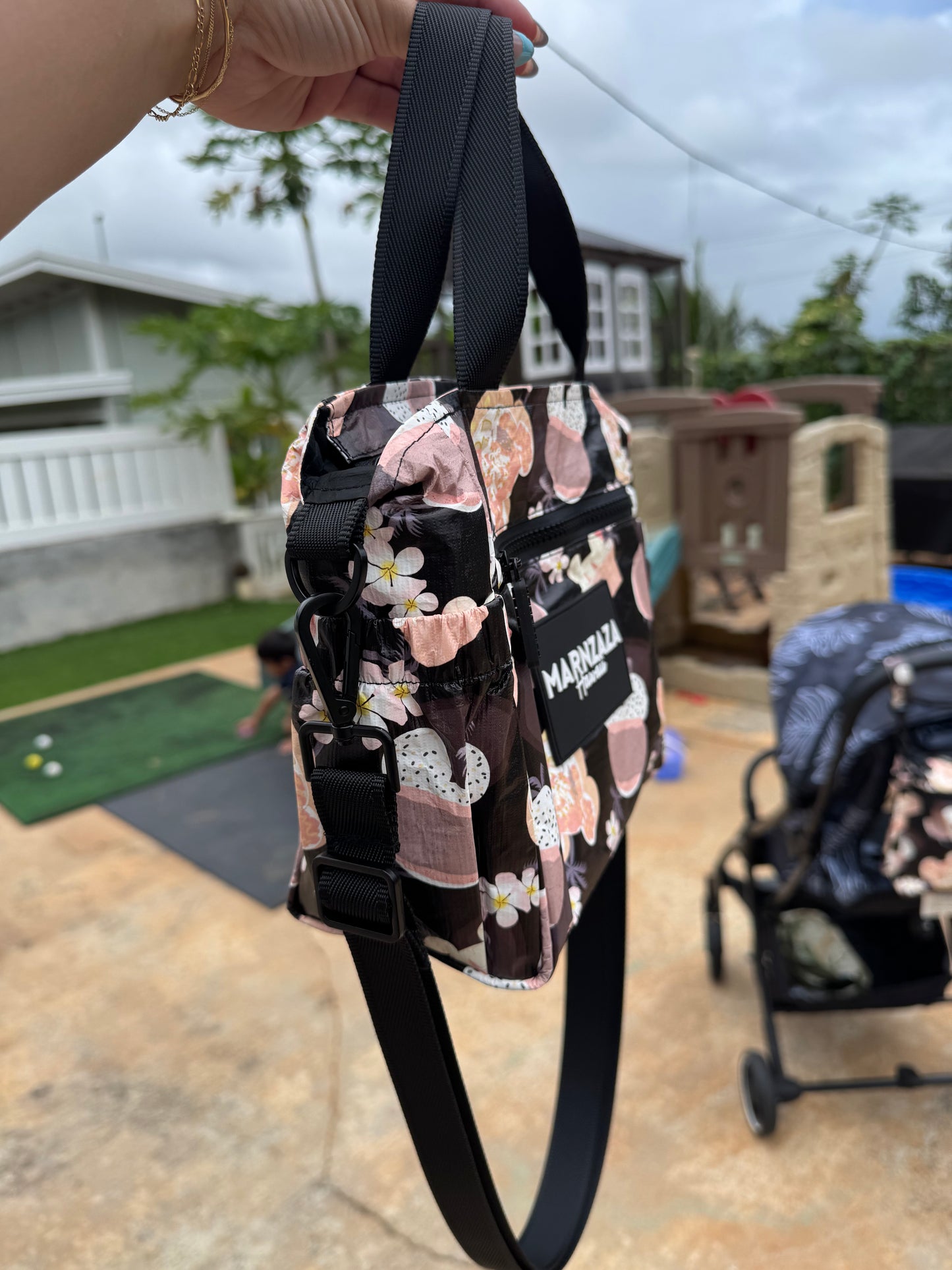 Mouse-subi Crossbody