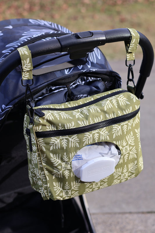 Green Marnztera Quilt Toiletry Clutch