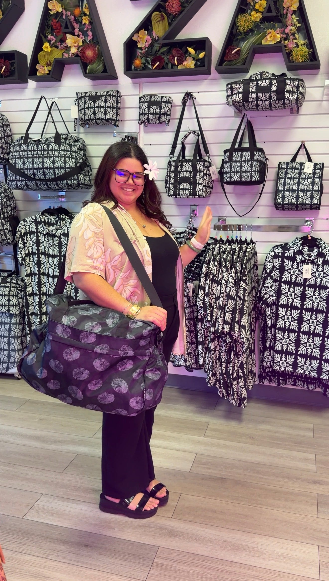 XL WEEKENDER